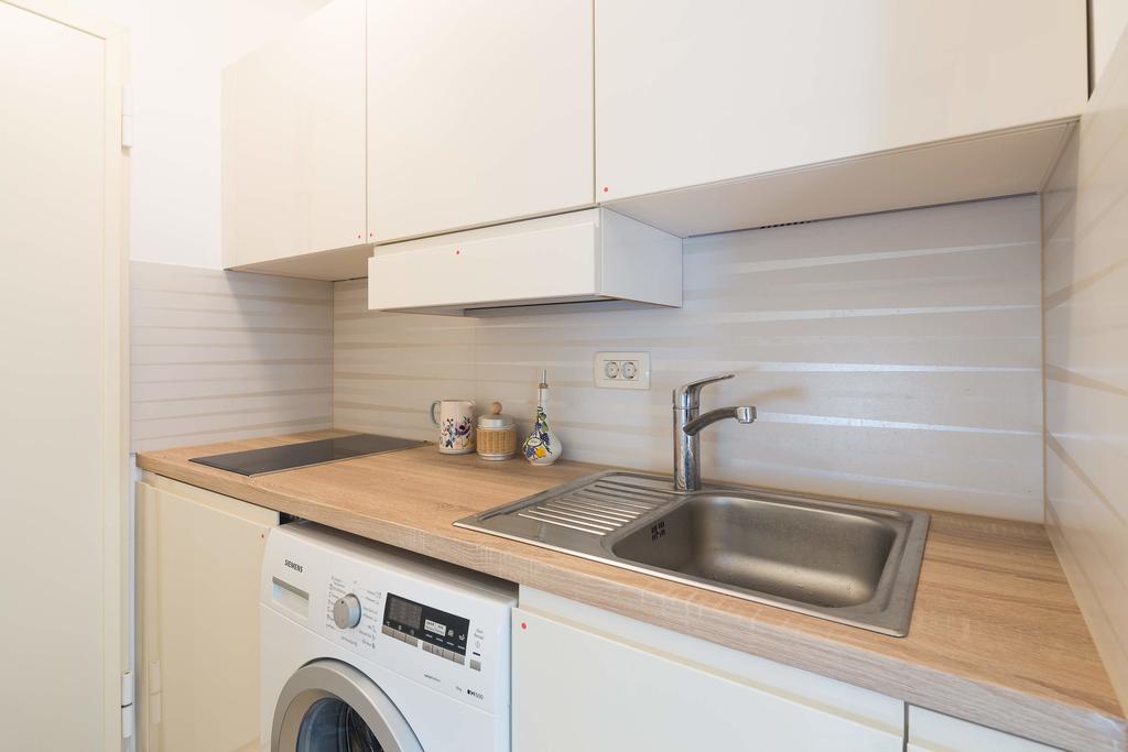 Phoenix Studio Apartment Split Exterior photo